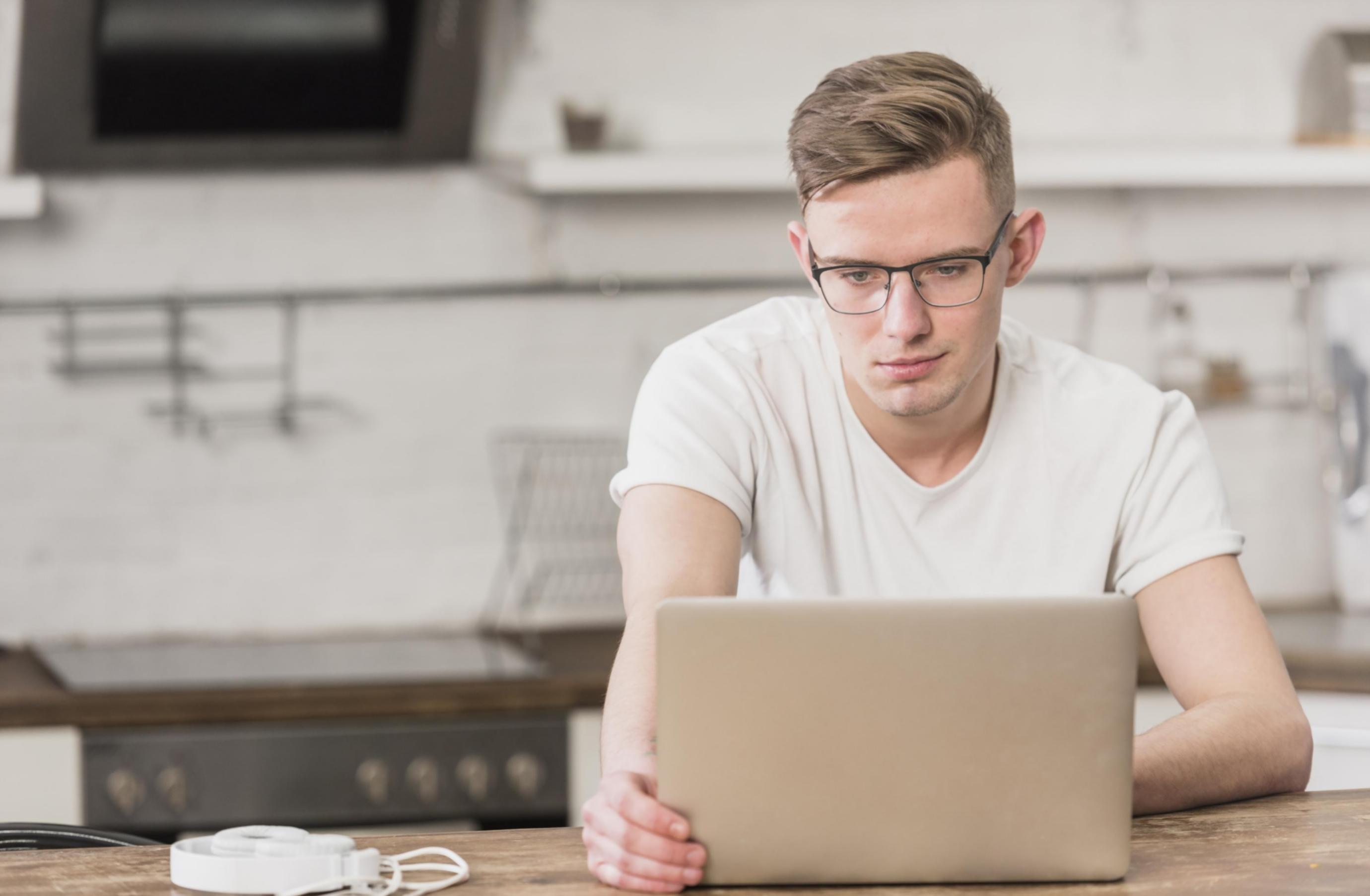 Modern styling approach in professional context